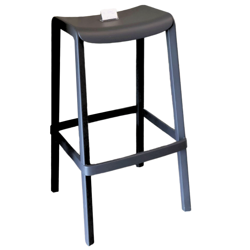 Showroom di sedie e tavoli a Torino da Progetto AZ